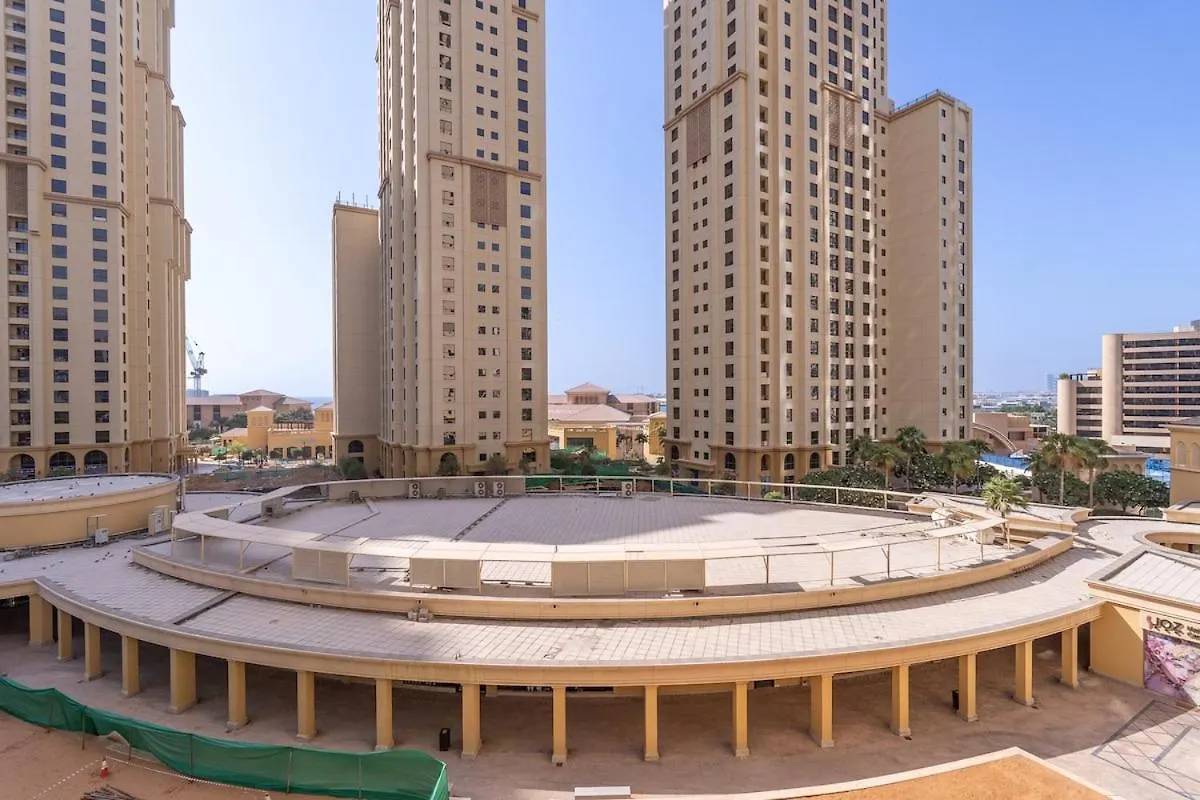 Spacious 4Br In Jbr - Walking Distance To Beach Dubai 0*,  United Arab Emirates