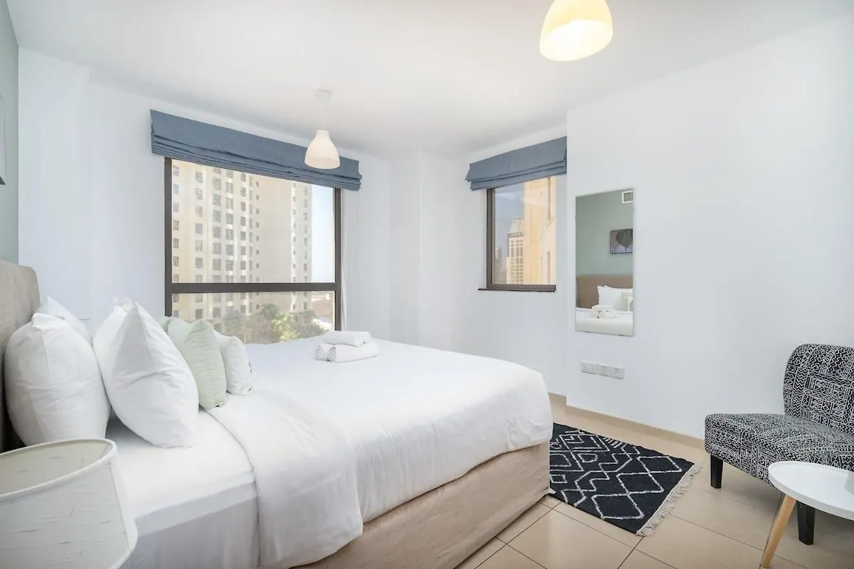 Apartment Spacious 4Br In Jbr - Walking Distance To Beach Dubai