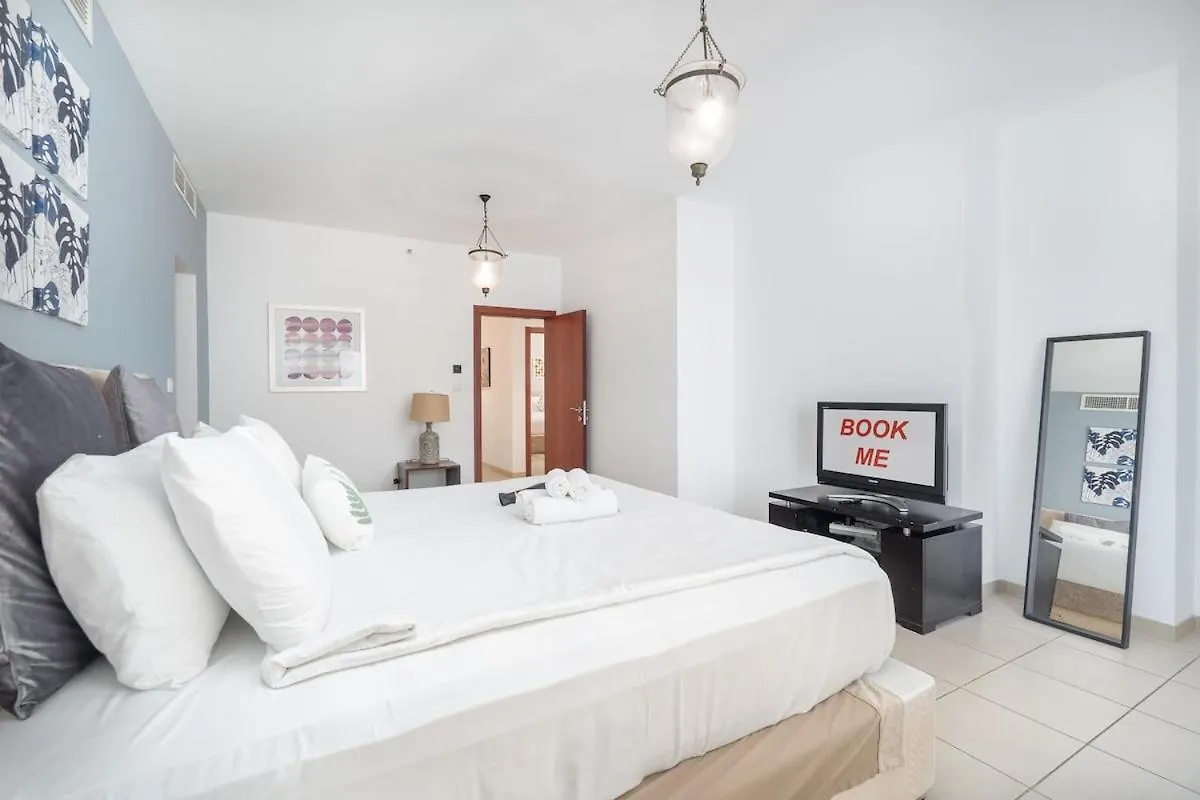 Spacious 4Br In Jbr - Walking Distance To Beach Dubái 0*,  Emiratos Árabes Unidos